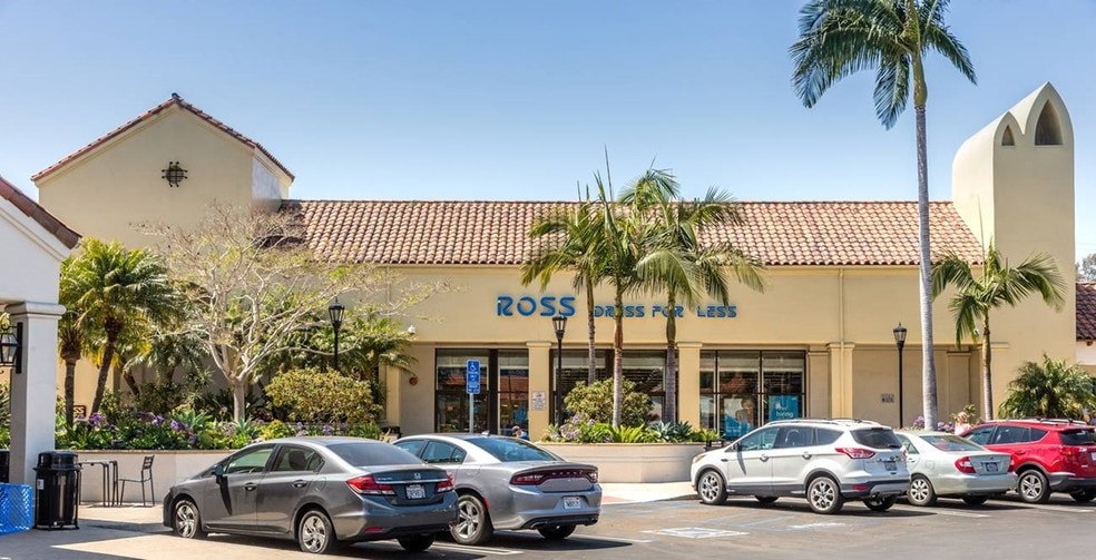 3925-3993 State St, Santa Barbara, CA for lease - Building Photo - Image 3 of 4