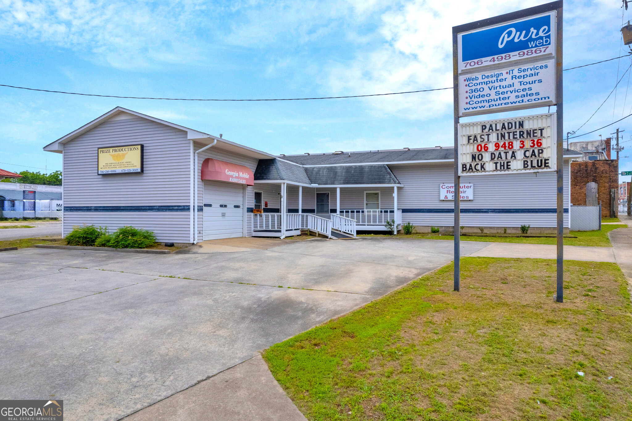 1040 Bowersville Office and Warehouse portfolio of 2 properties for sale on LoopNet.com Primary Photo- Image 1 of 2