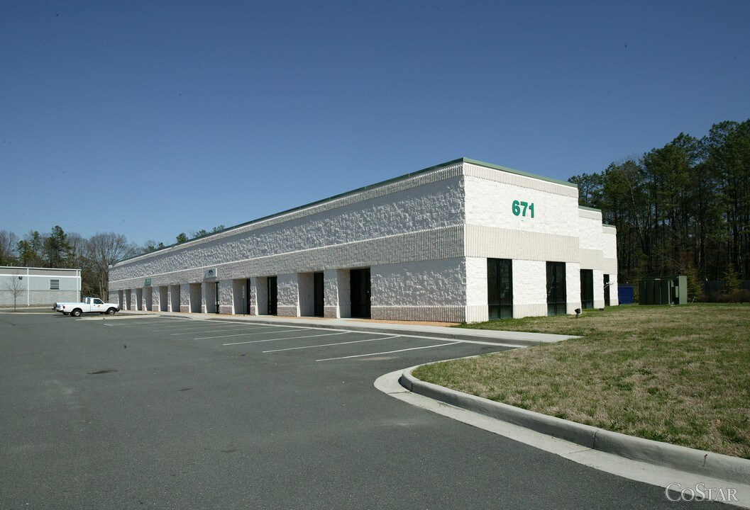 671 Trampton Rd, Sandston, VA for sale Building Photo- Image 1 of 1