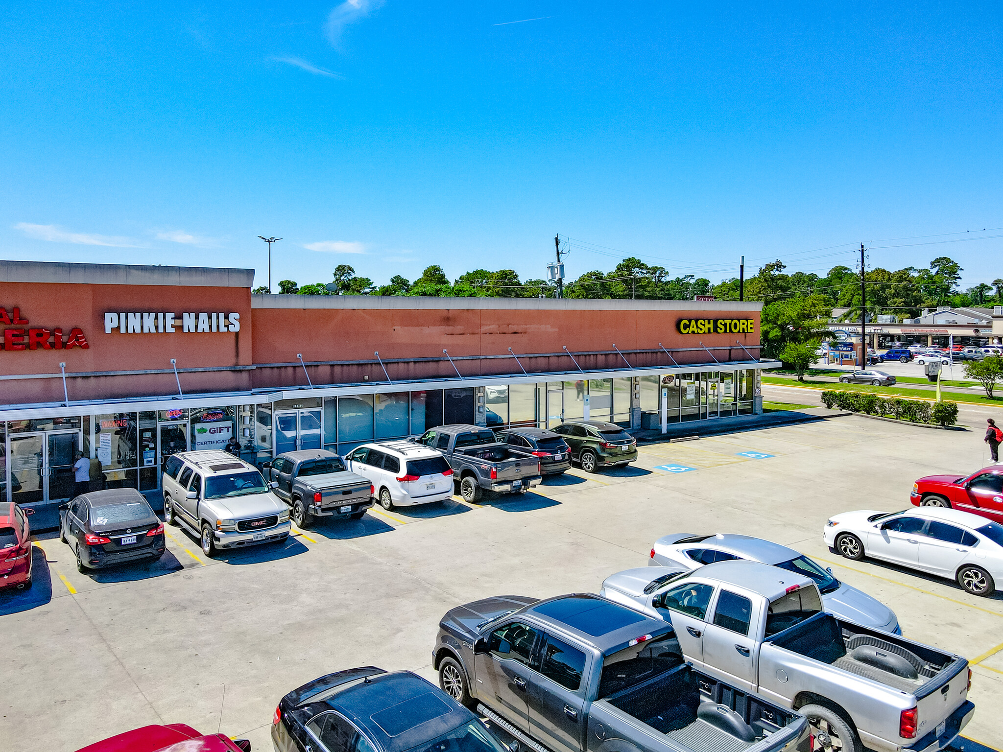 12626 Woodforest Blvd, Houston, TX for lease Building Photo- Image 1 of 18