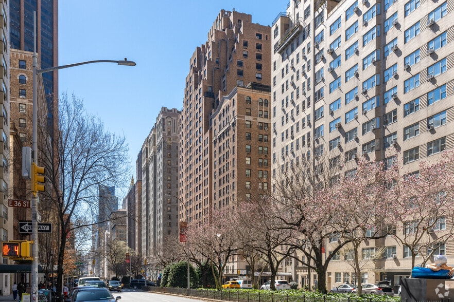 10 Park Ave, New York, NY for sale - Building Photo - Image 2 of 12