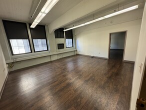 143-147 Essex St, Haverhill, MA for lease Interior Photo- Image 2 of 3