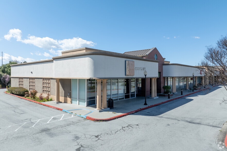 8555 San Ysidro Ave, Gilroy, CA for lease - Primary Photo - Image 1 of 20