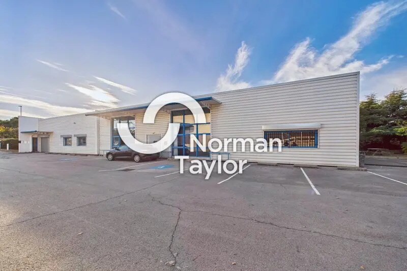 Office in Montpellier for lease Building Photo- Image 1 of 13