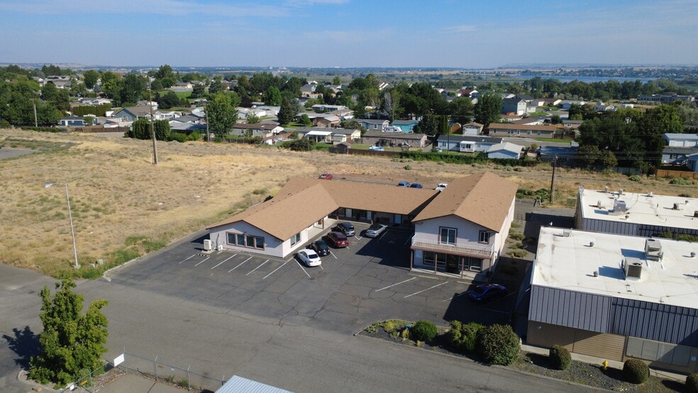 8514 W Gage Blvd, Kennewick, WA for sale - Building Photo - Image 3 of 3