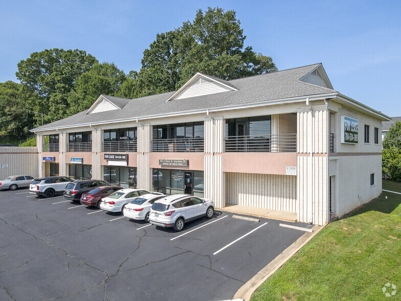 365 N New Hope Rd, Gastonia, NC for lease - Primary Photo - Image 1 of 9