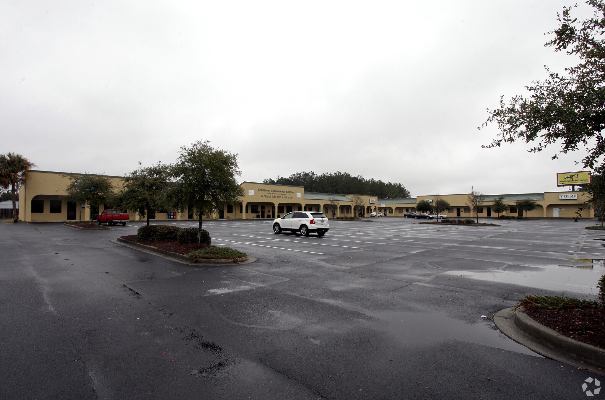 8486 Dorchester Rd, Charleston, SC for lease Building Photo- Image 1 of 11