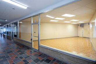 4313 Walnut St, Mckeesport, PA for lease Lobby- Image 2 of 3