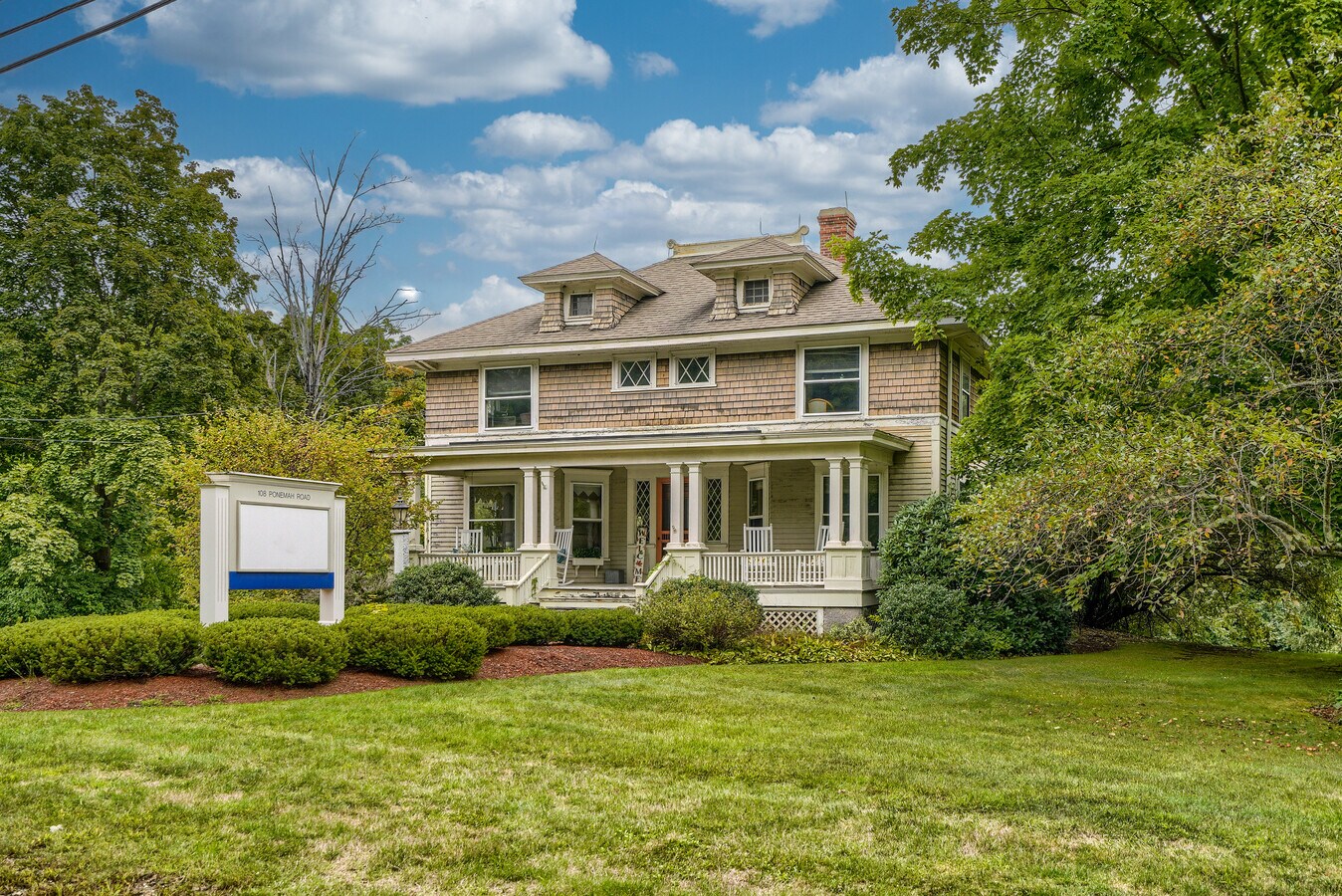 108 Ponemah Rd, Amherst, NH 03031