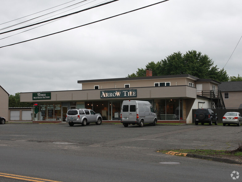 104 Damon Rd, Northampton, MA for lease - Building Photo - Image 2 of 9