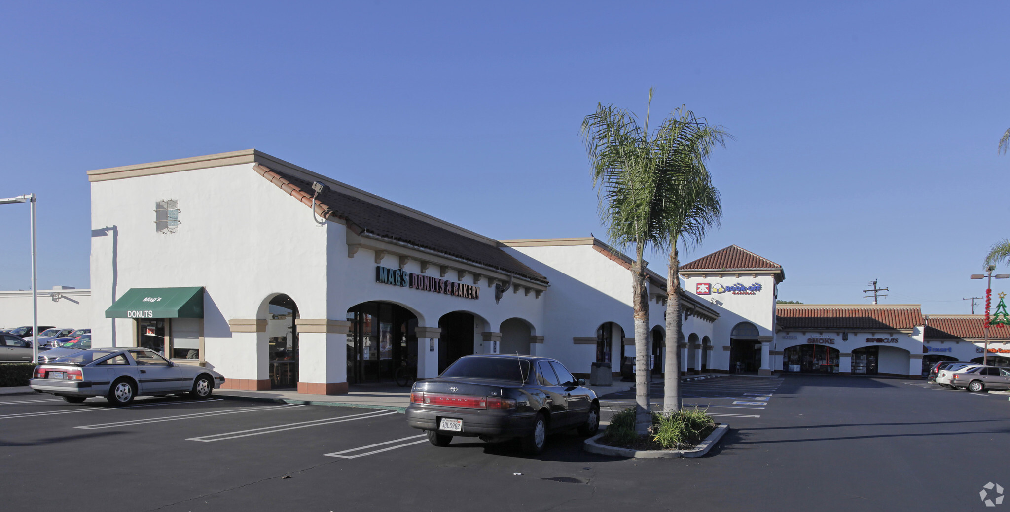 2975 Harbor Blvd, Costa Mesa, CA for lease Primary Photo- Image 1 of 5