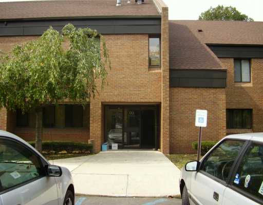 101-105 Dutch Hill Rd, Orangeburg, NY for sale - Primary Photo - Image 1 of 1