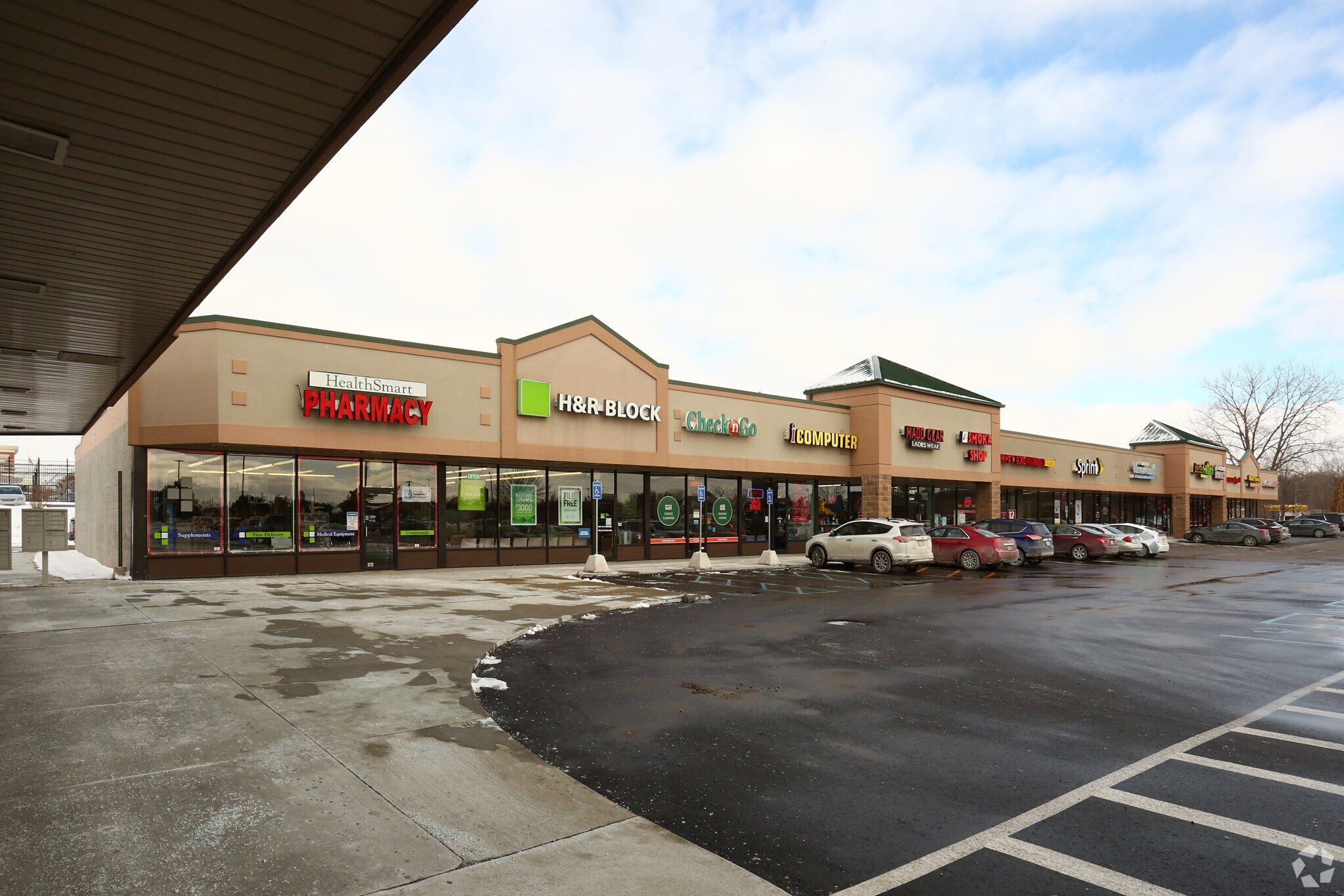 1078010900 Belleville Rd, Belleville, MI 48111 Belleville Square