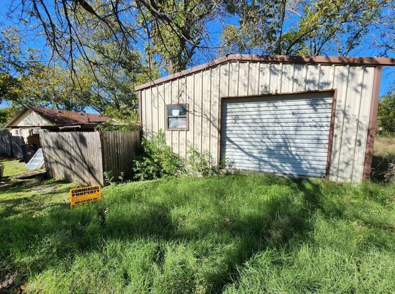 106 I St, Meridian, TX for sale - Building Photo - Image 2 of 2