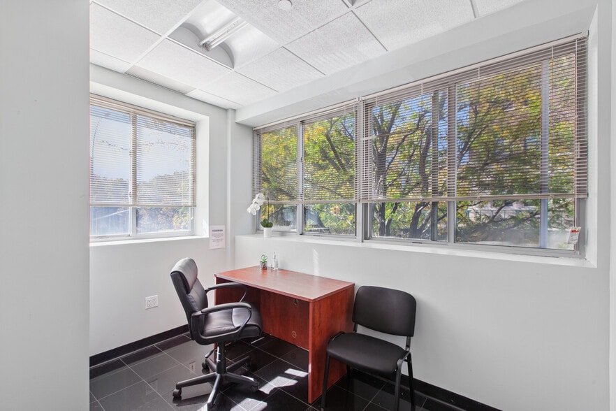 55 Greene Ave, Brooklyn, NY for lease - Building Photo - Image 3 of 6