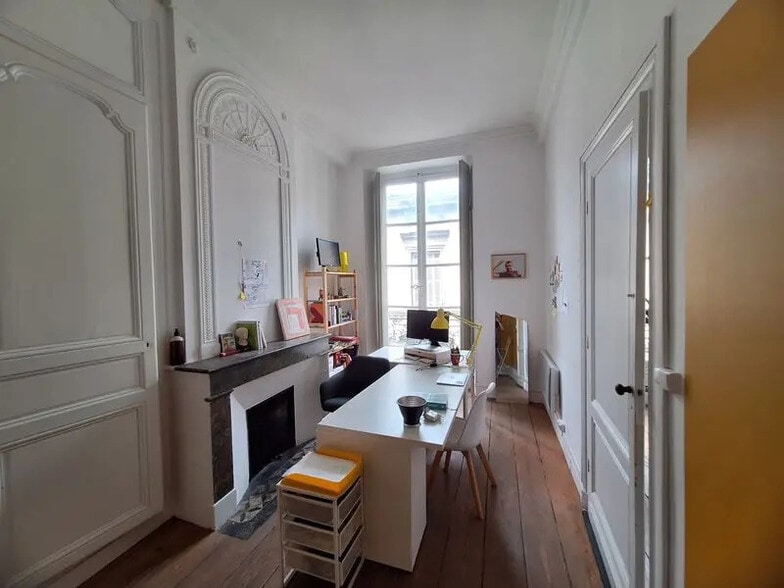 Office in Bordeaux for sale - Interior Photo - Image 3 of 5