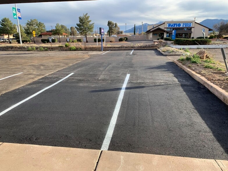 1157-1197 E Fry Blvd, Sierra Vista, AZ for lease - Building Photo - Image 2 of 25