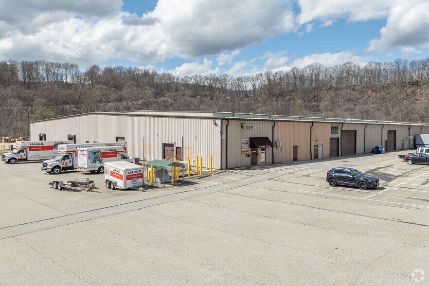 1491 Pittsburgh Rd, Smock, PA for sale - Primary Photo - Image 1 of 1