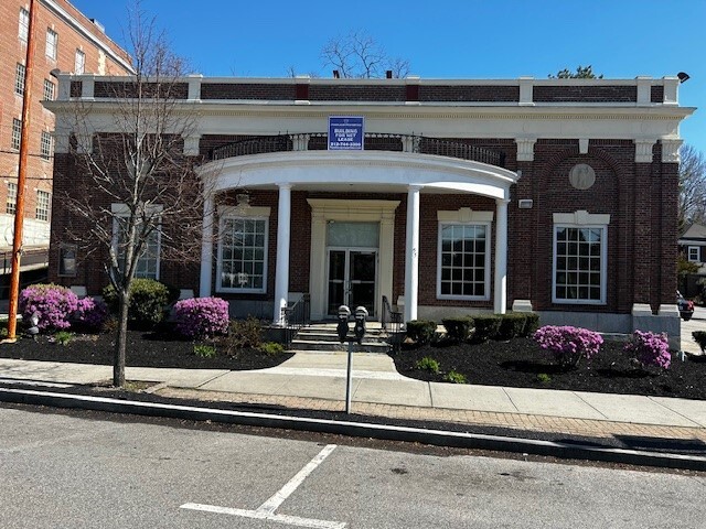 55 E Main St, Mount Kisco, NY for lease - Building Photo - Image 1 of 2