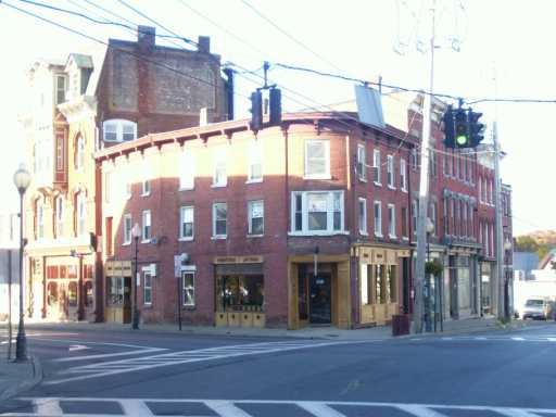 2 W Main St, Middletown, NY for sale Primary Photo- Image 1 of 1