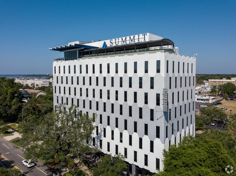1000 Riverside Ave, Jacksonville, FL for lease - Primary Photo - Image 1 of 25