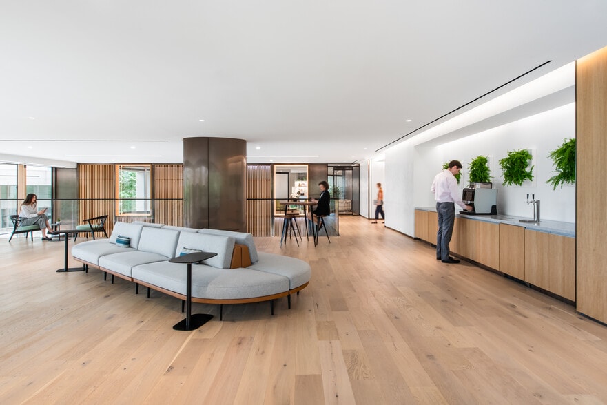 6903 Rockledge Dr, Bethesda, MD for lease - Interior Photo - Image 3 of 39