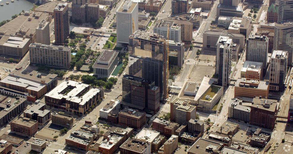 250 Nicollet Mall, Minneapolis, MN for lease - Aerial - Image 2 of 11