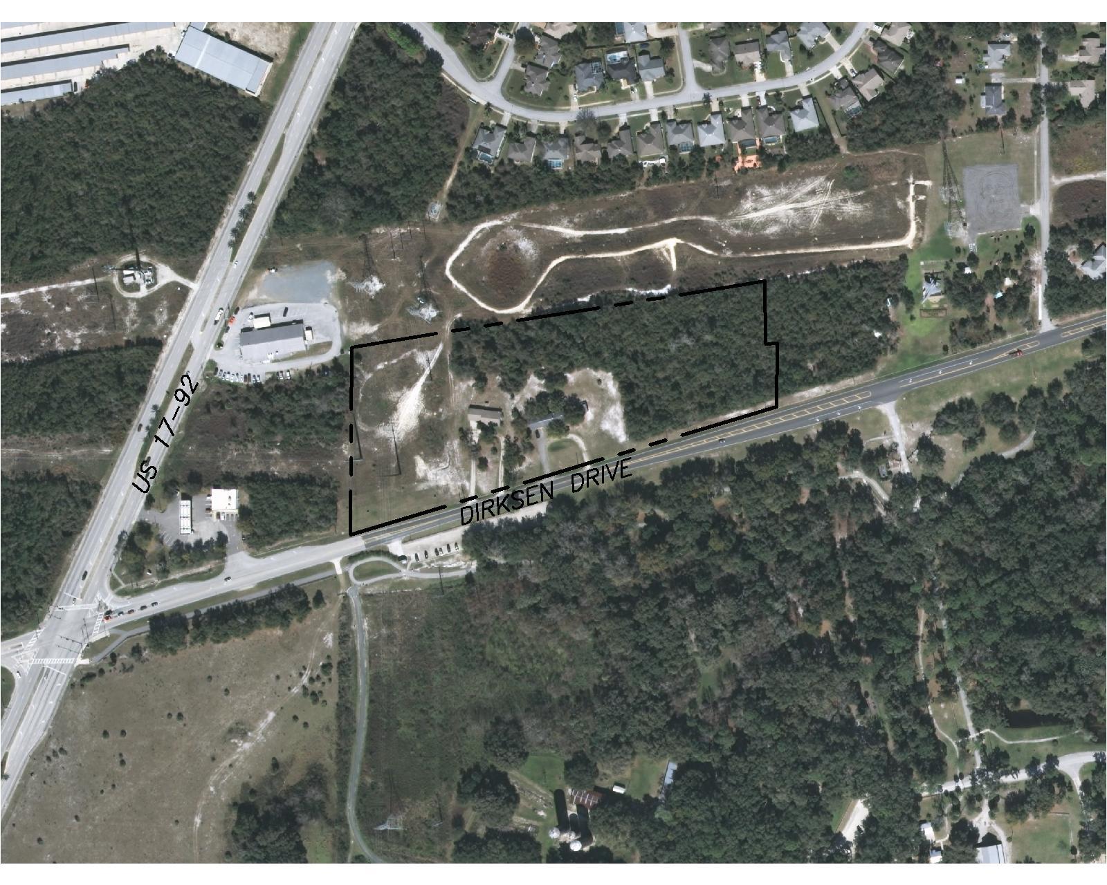 32 Dirksen Dr, Debary, FL 32713