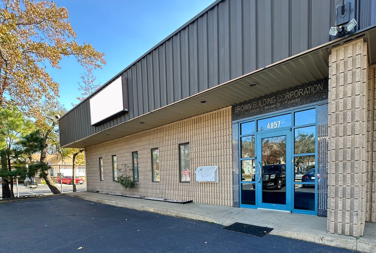 4857 Dolton Dr, Virginia Beach, VA for lease Building Photo- Image 1 of 15