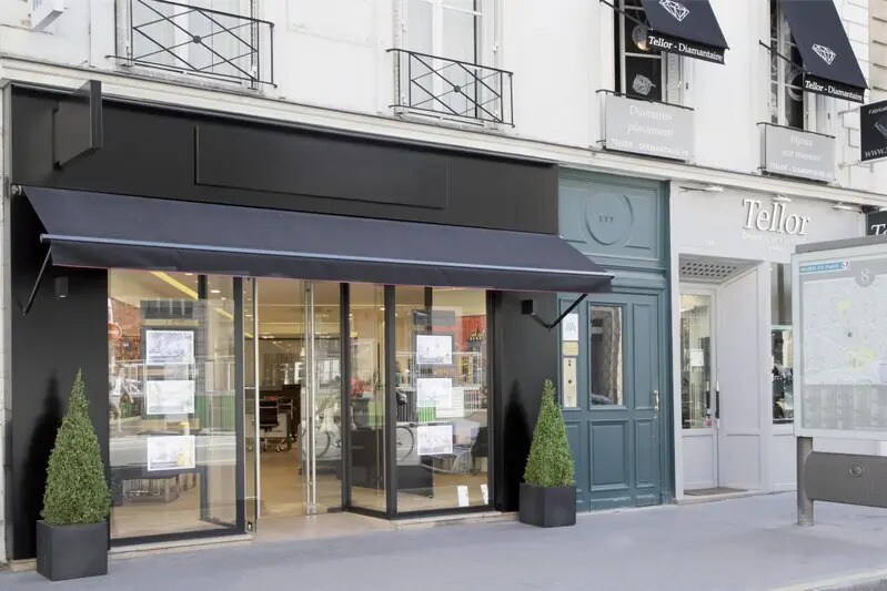 Retail in Paris for lease Building Photo- Image 1 of 8