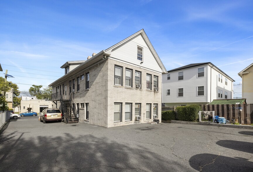 808-810 Bayway, Elizabeth, NJ for sale - Building Photo - Image 2 of 2