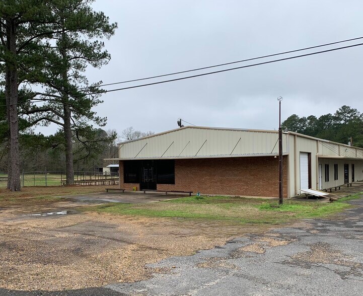 9432 Highway 165, Grayson, LA for sale - Primary Photo - Image 1 of 1