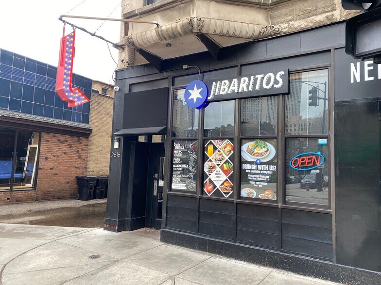 2616 N Clark St, Chicago, IL for sale - Building Photo - Image 1 of 1