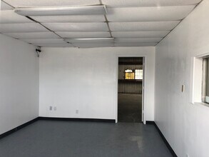 9801-9811 Harwin Dr, Houston, TX for lease Interior Photo- Image 1 of 4