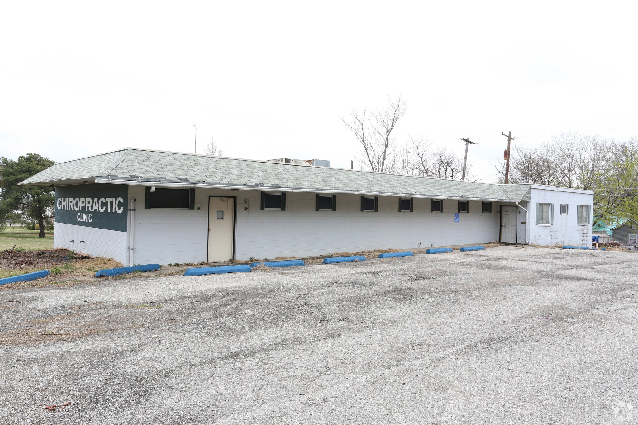 206 SW Topeka Blvd, Topeka, KS for sale Primary Photo- Image 1 of 1
