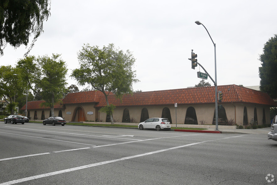 5000 Overland Ave, Culver City, CA for lease - Building Photo - Image 2 of 9