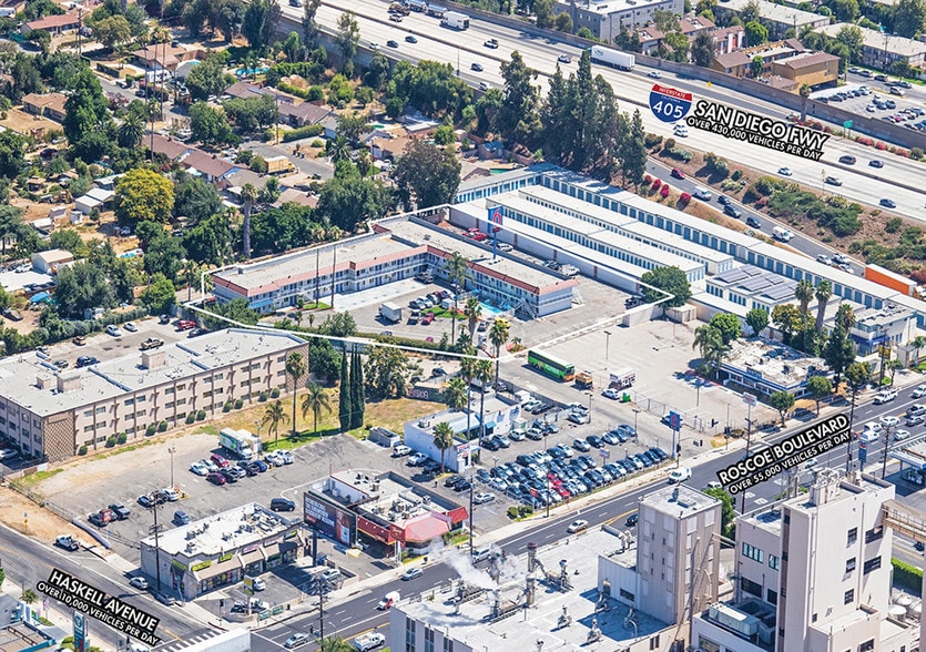 15701 Roscoe Blvd, North Hills, CA for sale - Primary Photo - Image 2 of 6