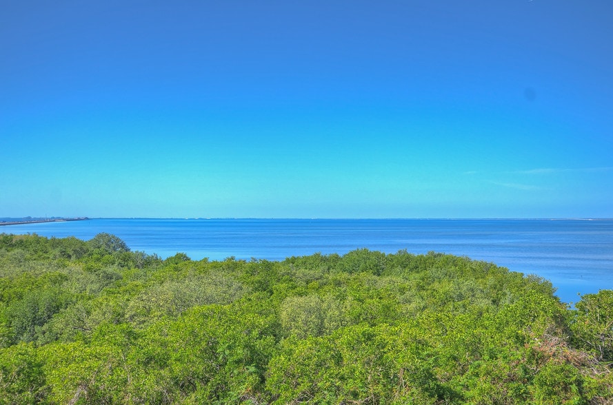 5550 W Executive Dr, Tampa, FL for lease - Other - Image 3 of 13