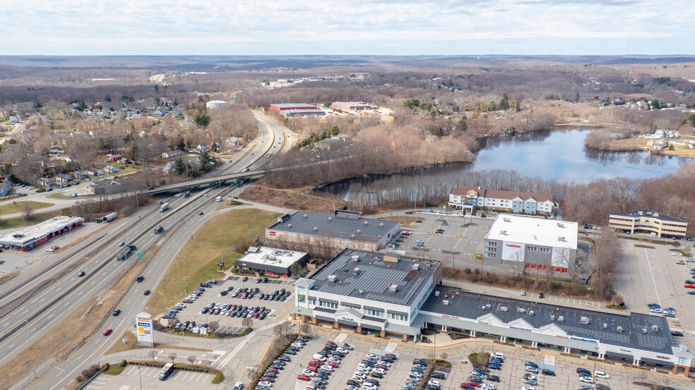 351 N Frontage Rd, New London, CT for lease - Building Photo - Image 3 of 13