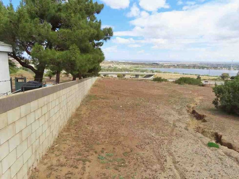 El Camino Drive, Palmdale, CA for sale - Building Photo - Image 3 of 6