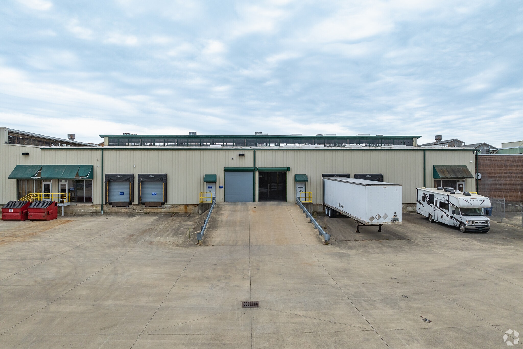 711 Southwood Ave, Columbus, OH for lease Building Photo- Image 1 of 8