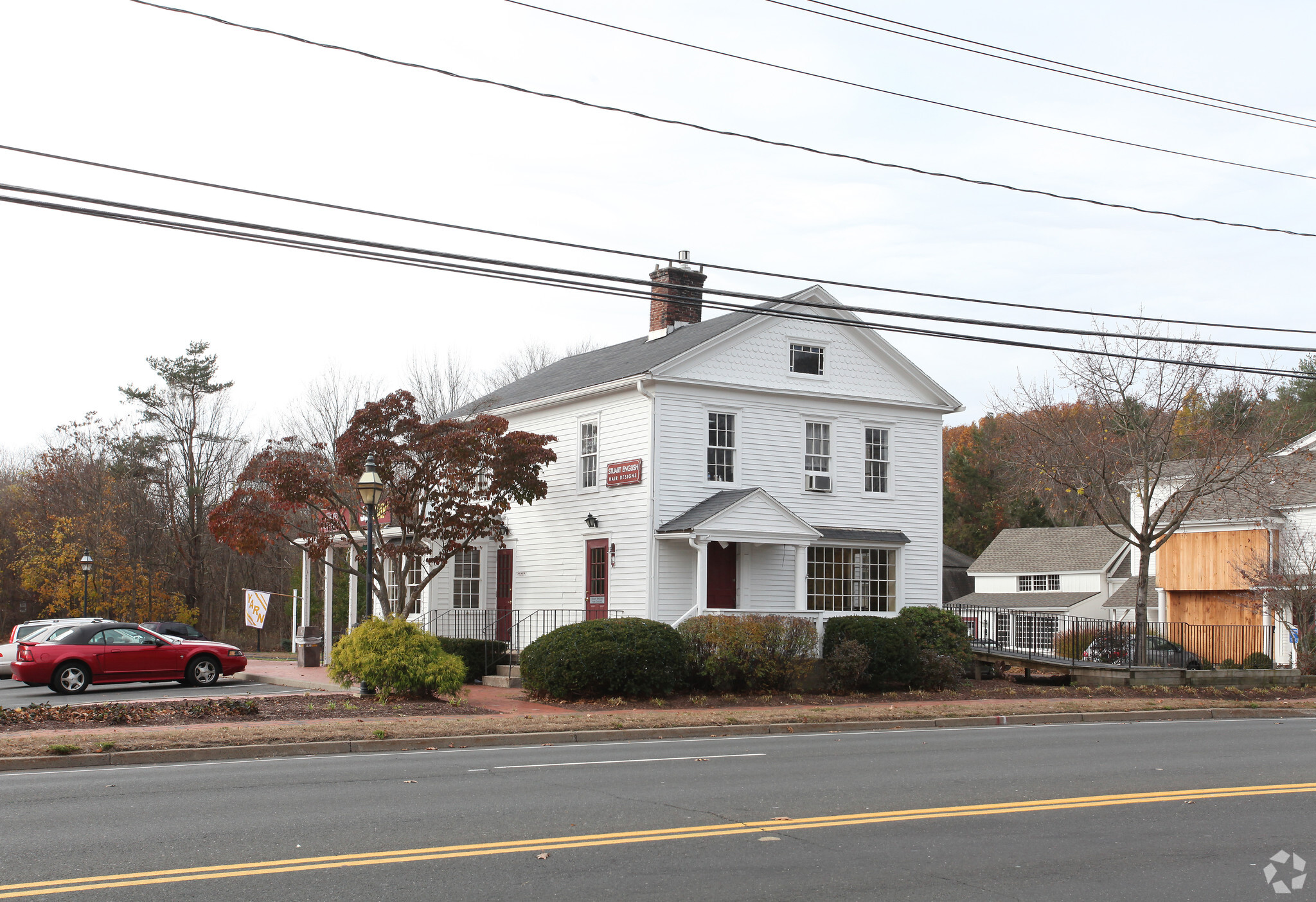 19 E Main St, Avon, CT for sale Primary Photo- Image 1 of 1