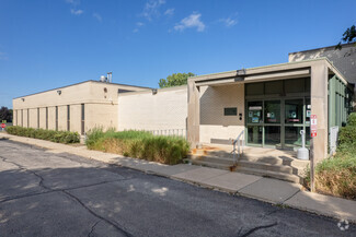 More details for 1616 Grand Ave, Waukegan, IL - Office, Medical for Lease