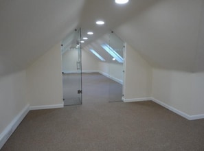 Catton Rd, Swadlincote for lease Interior Photo- Image 2 of 2