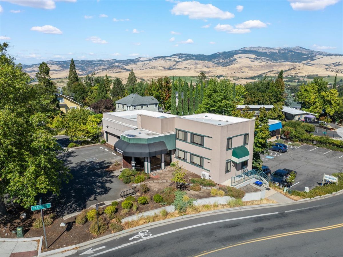 410 N Main St, Ashland, OR for sale Aerial- Image 1 of 1