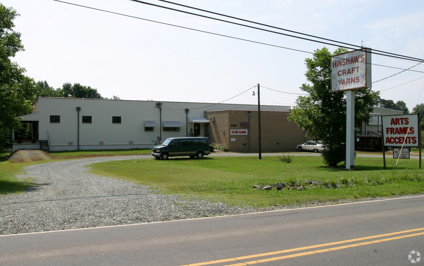 3308 Alamance Rd, Burlington, NC 27215