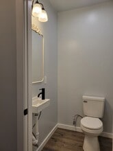 311 NW Kerron Ave, Winlock, WA for lease Interior Photo- Image 2 of 4