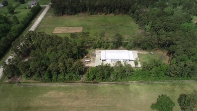 202 W Stroker Rd, Crosby, TX for lease Building Photo- Image 2 of 8
