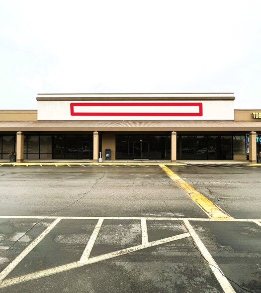 419-449 Highway 52 Byp W, Lafayette, TN for lease - Building Photo - Image 3 of 10