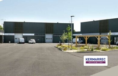 Industrial in Pacé for lease - Building Photo - Image 3 of 5